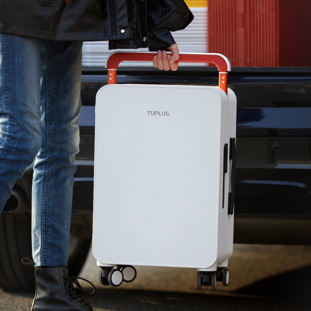 Tuplus Balance Redefines the Art of the Suitcase